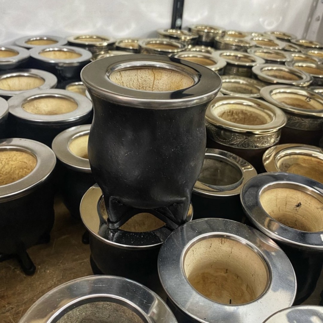 mate-camionero-calabaza-virola-acero-cuero-0